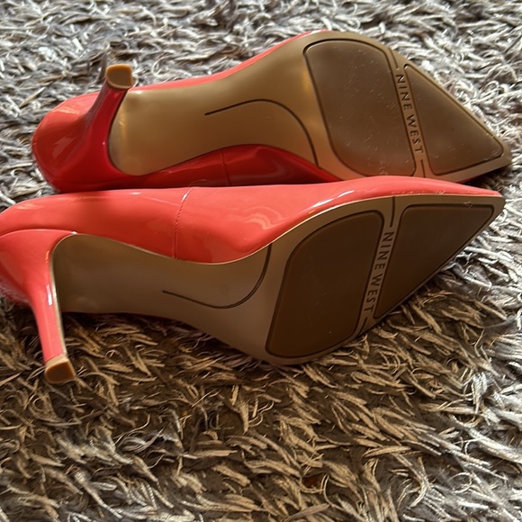 Coral Stilettos - Picture 9 of 9